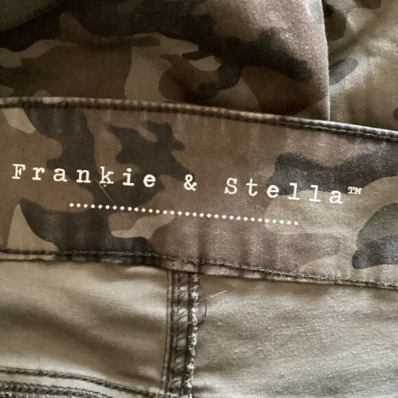 Frankie & Stella Women's Capri Camo Print Pants Lace-up Legs Pockets Army Colors - Picture 7 of 8
